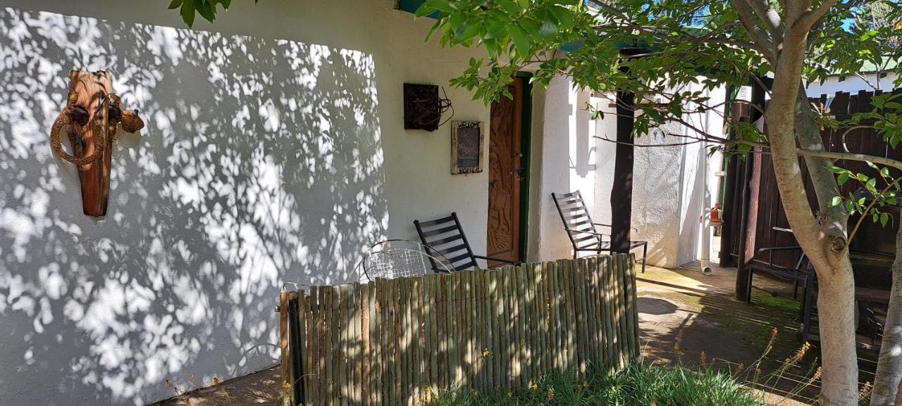Purple House B&B Smithfield ภายนอก รูปภาพ
